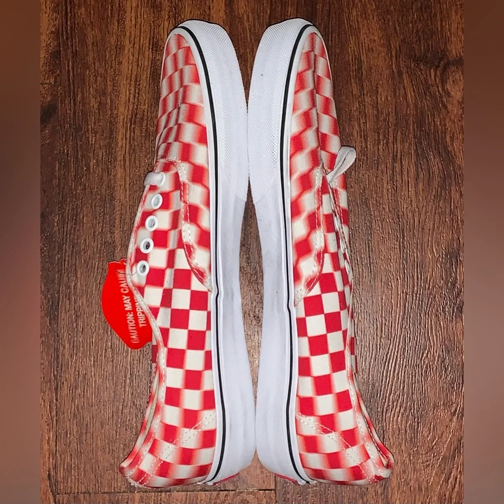 Vans - Picture 7 of 10